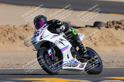 media/Oct-08-2022-SoCal Trackdays (Sat) [[1fc3beec89]]/Turn 10 (945am)/